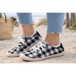 Tommy Bahama Women's Plaid Slip On Sneakers Lined size 10 Black White